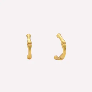 BAMBOO HUGGIE HOOP CLIP-ON EARRINGS IN GOLD