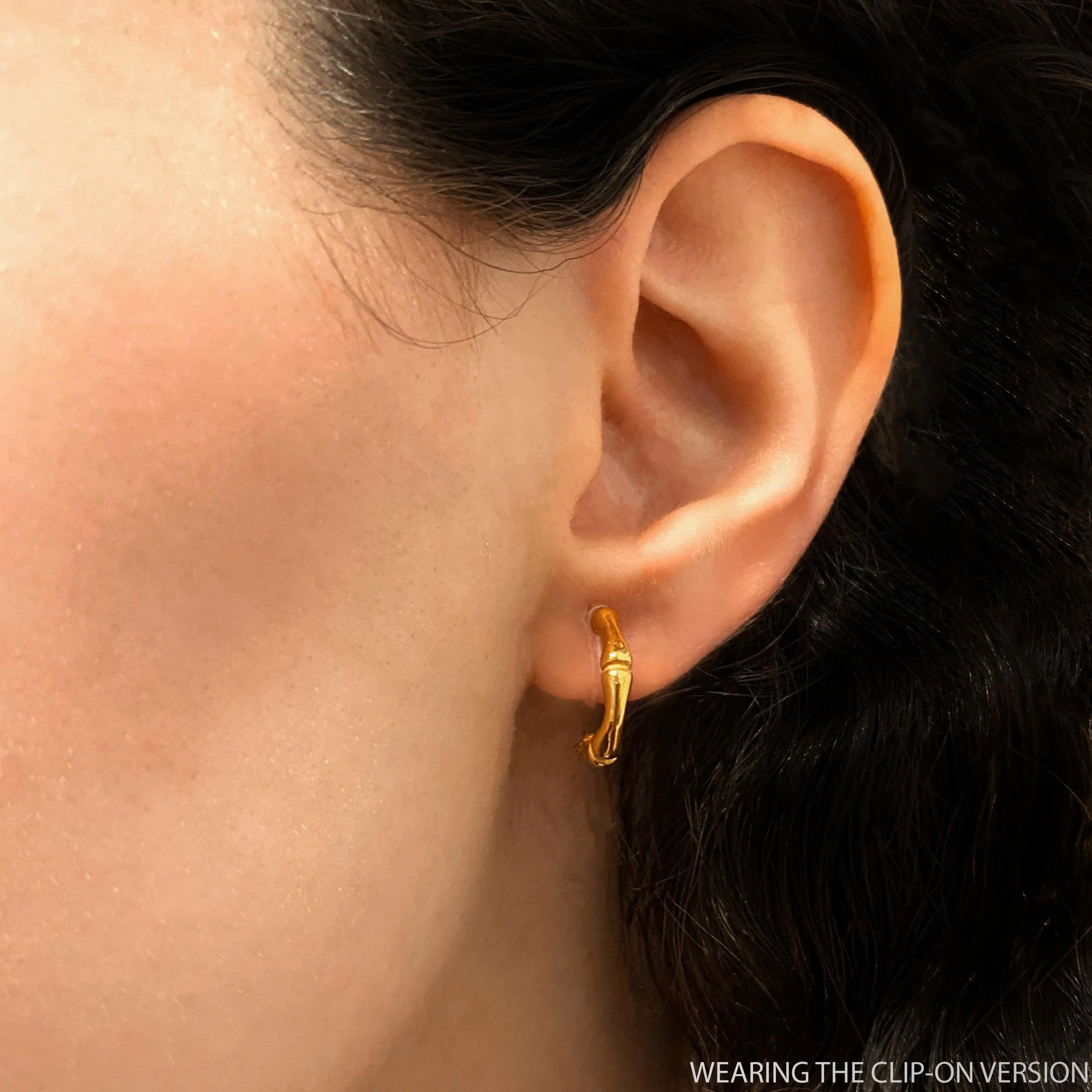 BAMBOO HUGGIE HOOP CLIP-ON EARRINGS IN GOLD