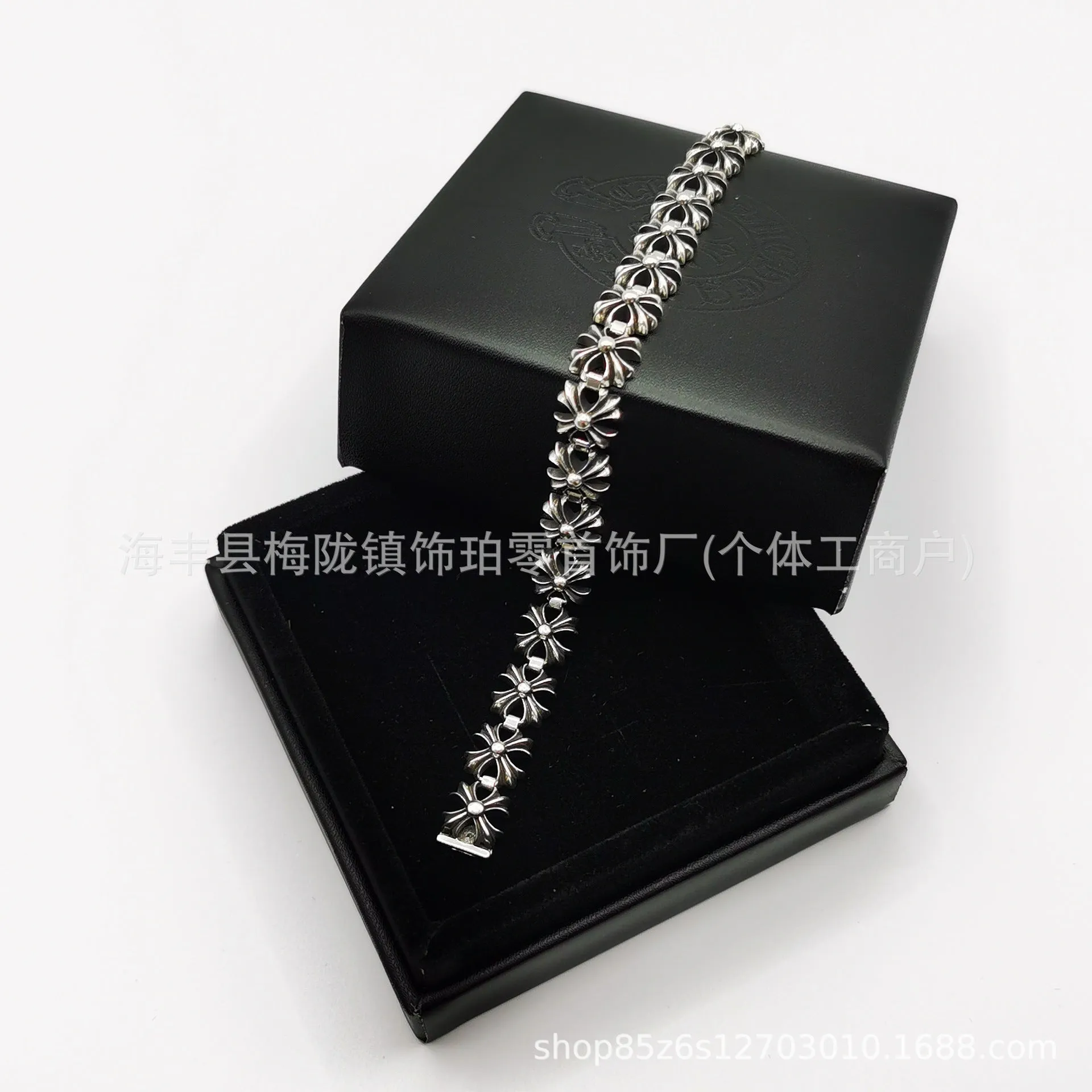 chrome hearts crusader flower bracelet