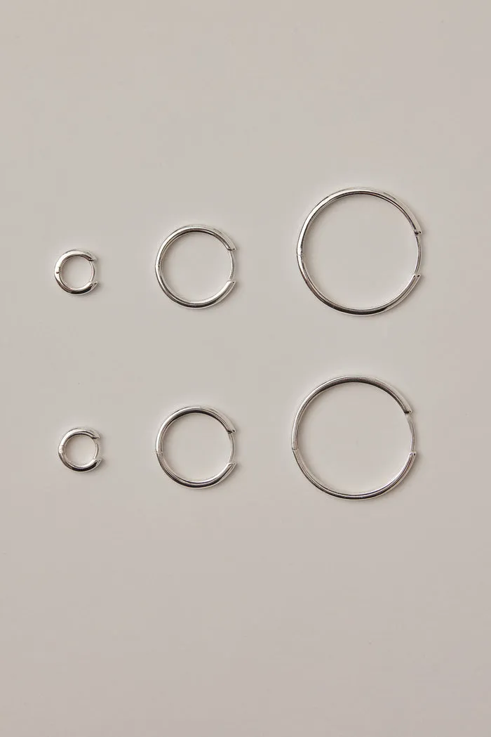 Englund1917 - Classic Silver Hoops Large