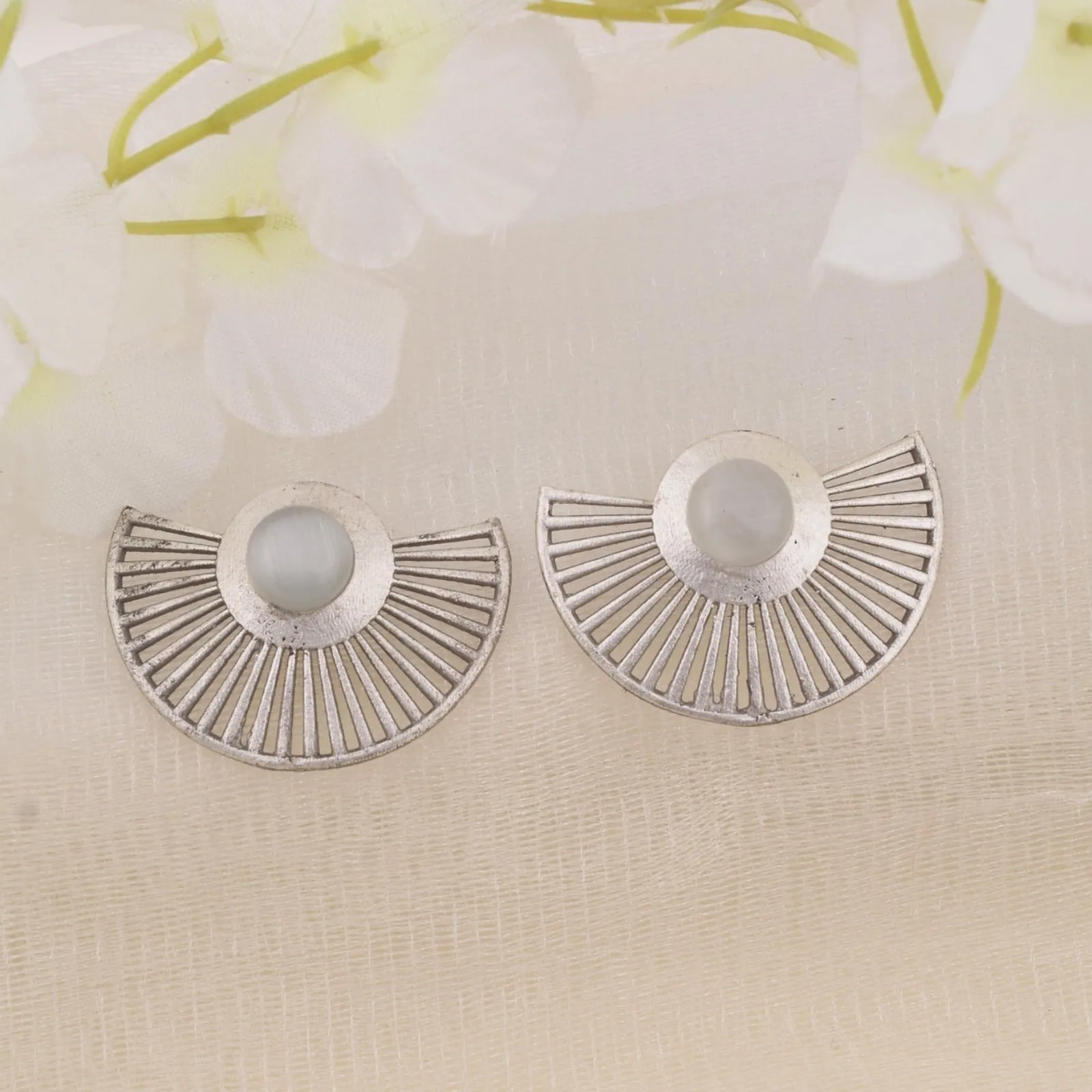 Jaanki Stud Earrings