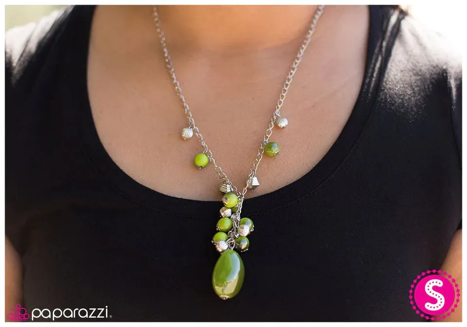 Paparazzi Necklace ~ Along For The Ride - Green