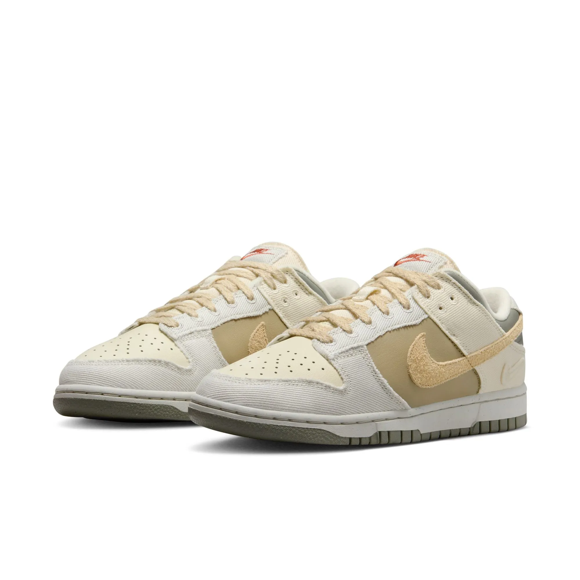 WMNS Nike Dunk Low Light Bone 🦴